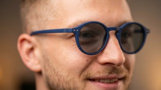 Izipizi Sun #D Navy Blue Immagine generata
