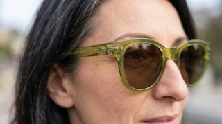 Izipizi Sun #N Golden Green Immagine generata