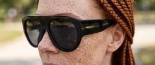 Meller Lira All Black Immagine generata