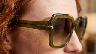 Tom Ford Kaya FT1082 51F 54 Immagine generata