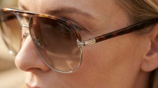 Tom Ford Maxwell FT1019 14P 59 Immagine generata